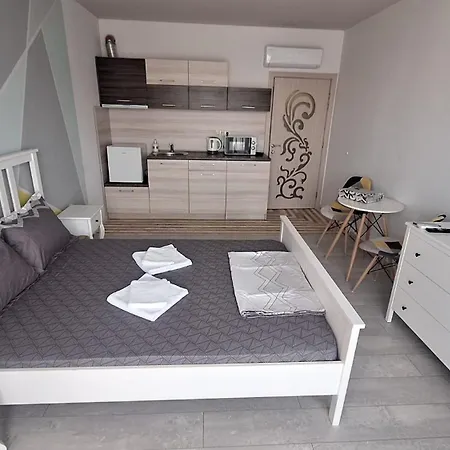 Beachfront One Bedroom Diamond Sarafovo студио в Diamond сарафово